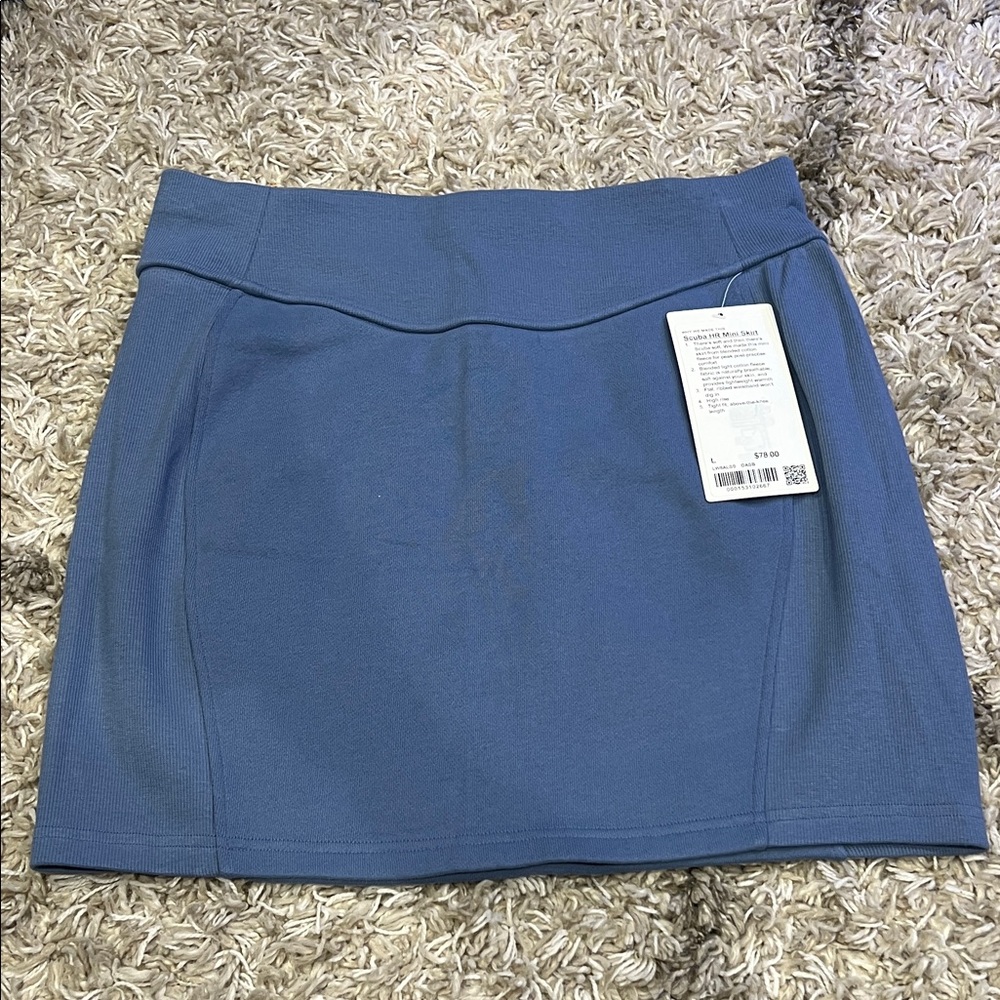 NEW Lululemon Scuba HR Mini Blue Women's Skirt